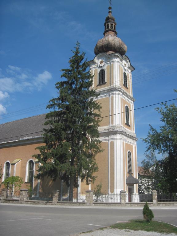 Vár-lak Vendégház Szendro Exterior foto